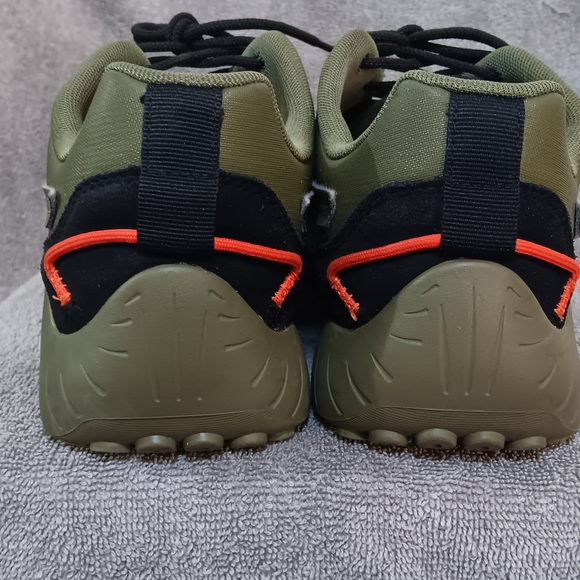 Porsche Design Black and Olive Shoes By PUMA - Picture 2 of 5